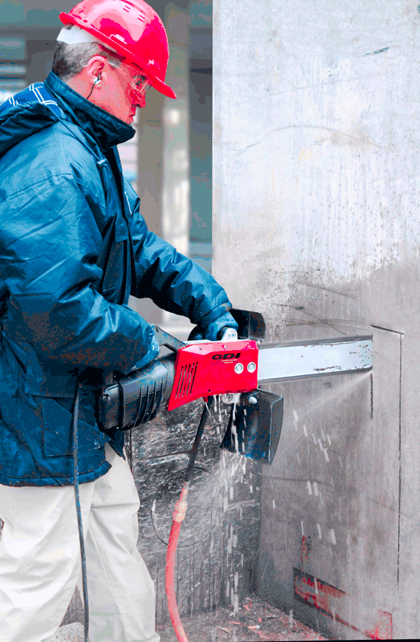 GDI35EKS Diamantkettensägen mit Lichtstrom 230 Volt
schneiden Sie Beton Mauerwerrk Naturstein
mit einer Schnitttiefe von 35 cm